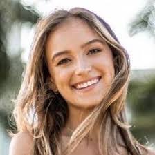 Lauren Teller's Instagram, Twitter & Facebook