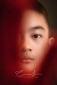 酷炫少年，张扬个性，每一个表情都写满故事。 用镜头定格这份自信，让成长的每一刻都成为经典。" Part 2 。。。 Camera & Lens