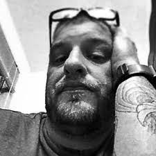 Jesse Dent's Instagram, Twitter & Facebook