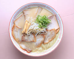 徳島ラーメン：茶系、黄系、白系の徳島ラーメンの画像