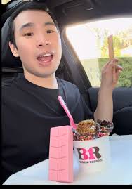 Exploring Dubai's Baskin Robbins Chocolate Bar