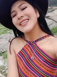 Lulus Fashion Store (@lulus.fashion.sto6)