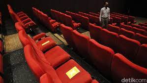 Ia menambahkan, tujuan orang datang ke bioskop bukan hanya sekadar menonton film. Bioskop 169