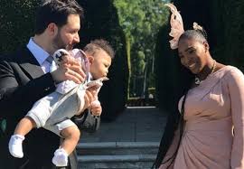 Djokovic began the match in ominous fashion, breaking. Serena Williams Daughter Olympia Family And God Come Before Tennis