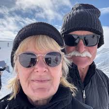 Is there a laundromat in Old Town, Prague where I can wash and dry my  clothes?