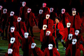 The weeknd's super bowl backing dancers were dressed as the character, who has been a recurring figure in the artist's visuals for over a year now. Ilzlyhx1de8 Jm