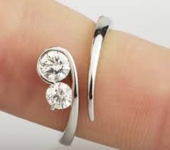 Lightning Strike Shaped Wedding Ring Unusual Engagement Rings Wedding Ring Shapes 14k White Gold Engagement Rings