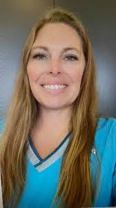 Hollie Sims's Instagram, Twitter & Facebook