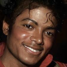 Según se informa, Lionsgate y Universal esperan que 'MICHAEL' sea una  película "multimillonaria en taquilla". Según un comunicado de prensa, la  película tendrá una gran campaña de marketing con una promoción sin