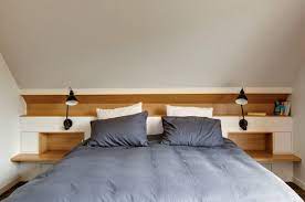 Livraison maintenue pendant le confinement. Tete De Lit En Sous Pente Realisee Sur Mesure Deco Chambre Sous Pente Amenagement Chambre Chambre Parentale Mansardee