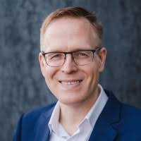 100+ perfiles de «Kuehner»