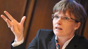 Claudia-Maria Buch folgt auf Beatrice Weder di Mauro