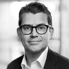 Earlier this summer, I completed my Master's Degree in Law at Det Juridiske  Fakultet, Københavns Universitet. 🎓 With that, I also concluded my time as  a Legal Intern at Inpay and my