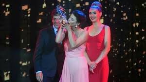 A diferencia de los años anteriores, en esta ocasión los copihue de oro no sólo premiaran a lo mejor del año del espectáculo nacional, sino que a lo mejor de la década. Estos Fueron Los Ganadores De Los Copihue De Oro 2018 Cooperativa Cl