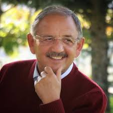 Melikgazi Belediyesi eski Başkanımız ve ilimizin hayırseverlerinden Doktor  Sami İpek Covid-19 teşhisi ile tedavi gördüğü hastanede hayata gözlerini  yumdu. Başkanımıza Allah'tan rahmet, değerli ailesine sabır ve başsağlığı  diliyorum.