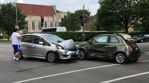 The crash happened at pulaski road and thomas. Two Car Crash At Chicago And Greenwood Evanston Now