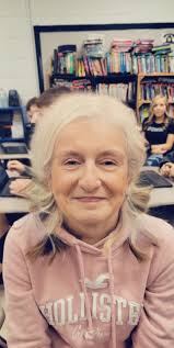 Happy 100th Birthday, Hamilton Elementary! On Thursday, students celebrated  this exciting milestone by forming a huge “100” next to the school's track.  Read more: https://lcps.pub/35rlqBG