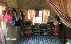 02:32 cewek kampung cantik doggi dirumah bambu fullvideo_ _syoe9n. Dapur Lantai Tanah Langsir Pisahkan Bilik Sikit Pun Tak Geli Jejak Rumah Daif 6 Sekeluarga Ini Susunan Baju Melambangkan Disiplin Kuat Viral Mstar