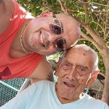 Anthony Annoreno's Instagram, Twitter & Facebook