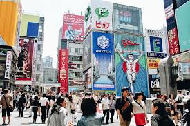 Tsutenkaku tower adalah tempat wisata di osaka yang menjadi jujugan wajib bagi wisatawan dari berbagai negara. 5 Tempat Wisata Populer Di Osaka Yang Wajib Dikunjungi Georgeous Spell