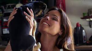 Mara zeigt Kev die kalte Schulter (Video)