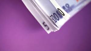 Alles bequem bei einer bank. Ratenkredit Diese Banken Bieten Die Niedrigsten Zinsen