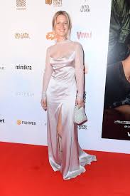 Aleksandra domańska | in the service of many. Aleksandra Domanska Przeszla Totalna Metamorfoze Aktorka Postawila Na Bardzo Mocne Ciecie Jak Ksiezna Diana