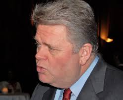 Challengers Mark Sidran and Greg Nickels outpoll incumbent Seattle Mayor Paul  Schell in primary election