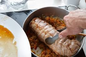 Esta comida es tan deliciosa que todos tus comensales querrán repetir, lo mejor de todo es que se cocina prácticamente sola, ¡no podrás creer lo sencillo que es! Redondo De Ternera