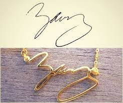Pin By Mackenzie Treasury On Meaningful Gift Signature Necklace Handwriting Jewelry Jewelry