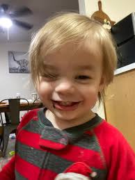 Colt saying “cheeeese” and Lyla not paying attention because she wanted to  go to the “rock store” aka the crystal shop 😂