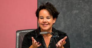 Dan heb je er dus echt niets van begrepen. Sharon Dijksma 48 Bevallen Van Dochter Dankbaar Voor Dit Prachtige Cadeautje Politiek Ad Nl