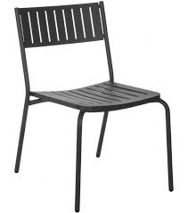 Abgerundete kanten und weiche formen bestimmen die erscheinung des gartenstuhls aus stahl. Bridge Emu Stuhl Milia Shop