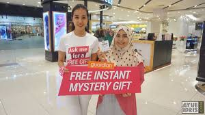 Beliau ialah pengarah projek pesta dapur. Guardian Confidence In Pink Hari Wanita Sedunia 2017 Ayue Idris