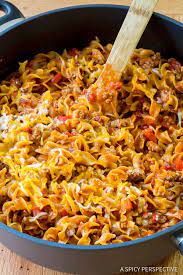 Easy One Pot Sloppy Joe Noodle Skillet A Nostalgic Nod To Hamburger Helper Yet With Fresh Ingredients And A Whole Lot More Recipes Ground Beef Recipes Meals
