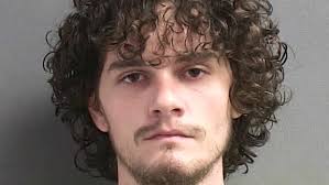 Deputies: Florida man charged with DUI after crash inured 5 people