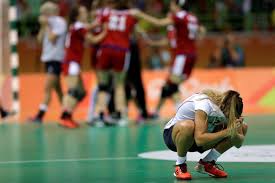 Silje margaretha solberg (født 16. Handball Heartbreak Norway S Camilla Herrem Covers Her Face After Missing A Score During The Women S Semifin Olympics Summer Olympics Summer Olympic Games