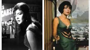 Η ευγενία καρπούζη, όπως ήταν το πραγματικό όνομα της τζένης καρέζης, γεννήθηκε στην αθήνα στις 12 ιανουαρίου 1934. Jenny Karezi Videos Latest Jenny Karezi Video Clips Famousfix