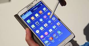 Samsung Planning Galaxy Smartphone With Three Sided Display Galaxy Smartphone Samsung Galaxy Note 3