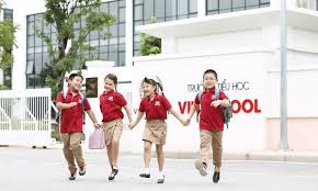 Create an alert to follow the executive moves at vinschool. Há»c Phi Táº¡i Vinschool La Bao Nhieu