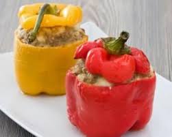 Recette De Poivrons Farcis Au Steak Hache Et Fromage Frais Recette Poivrons Farcis Recette Poivron Farci Recettes De Cuisine