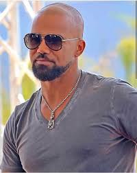 Sharing this again because I'm still so in love with this mirror🥹