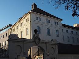 Wann sie sich an einen psychiater wenden sollten. Klinik Fur Psychiatrie Und Psychotherapie Suchtambulanz