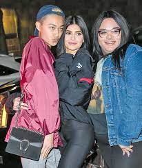 Kylie jenner pictures and photos. Kylie Jenner Exposes Camel Toe As She Suffers Wardrobe Malfunction Celebrity News Showbiz Tv Express Co Uk