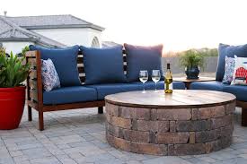 Fire pit tables would be the right option at your outdoor area for spending your fine evening with your loved ones, to have fun and enjoy the chill night. How To Turn Your Fire Pit Into A Coffee Table Addicted 2 Diy