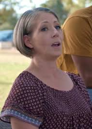 Lacy Waller's Instagram, Twitter & Facebook