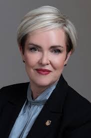 Jennifer Pritt's Instagram, Twitter & Facebook