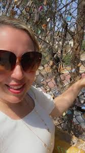 Amarrando el amor’s 🔐 #puentedelosdeseos✨ #barrancolimaperu #elamors  #candado #calcetines