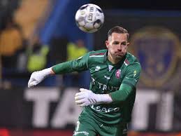 Eduard Adrian Pap in the football match between Universitatea Craiova and  FC Botosani, counting