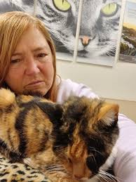 Said goodbye to Isabella today big sister to 2 torties MaryChristina,  Athena and black Katrina. Miss and love you 4ever!